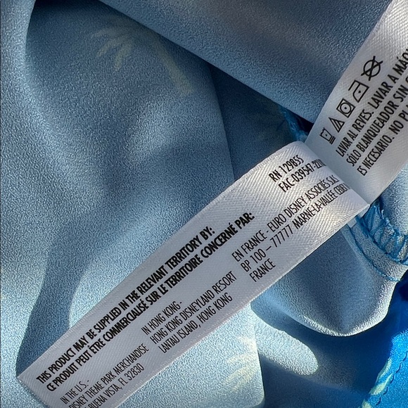 Disney ⭐️ Vacation Club Member Blue Palm Tree Ruffle Blouse Size S - Picture 11 of 16